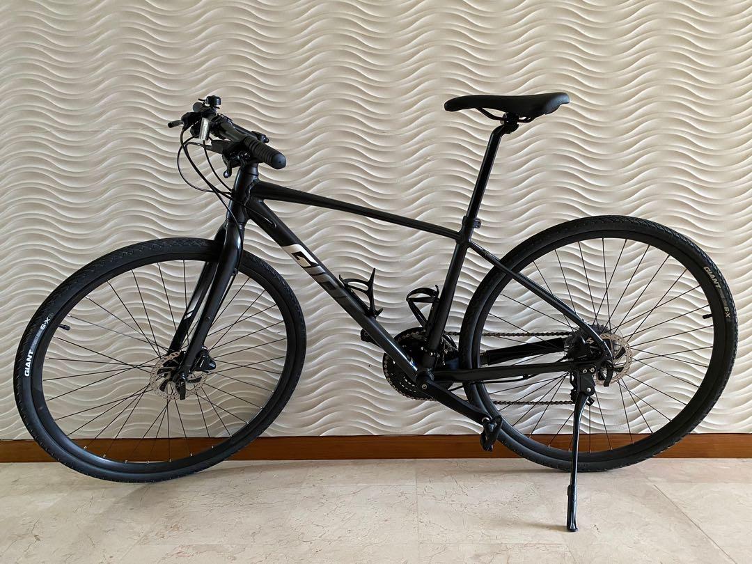 Grey 2020 Giant Escape 1, Sports 