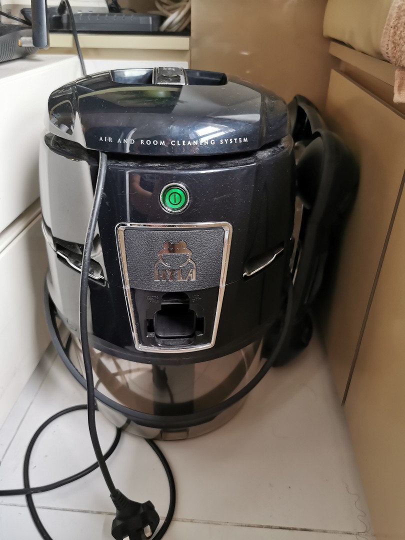 Hyla vacuum cleaner, TV & Home Appliances, Vacuum Cleaner