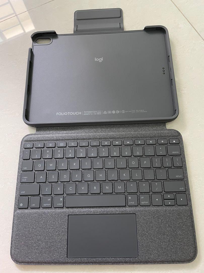 Logitech Folio Touch Keyboard case with Trackpad IPad Air (4th