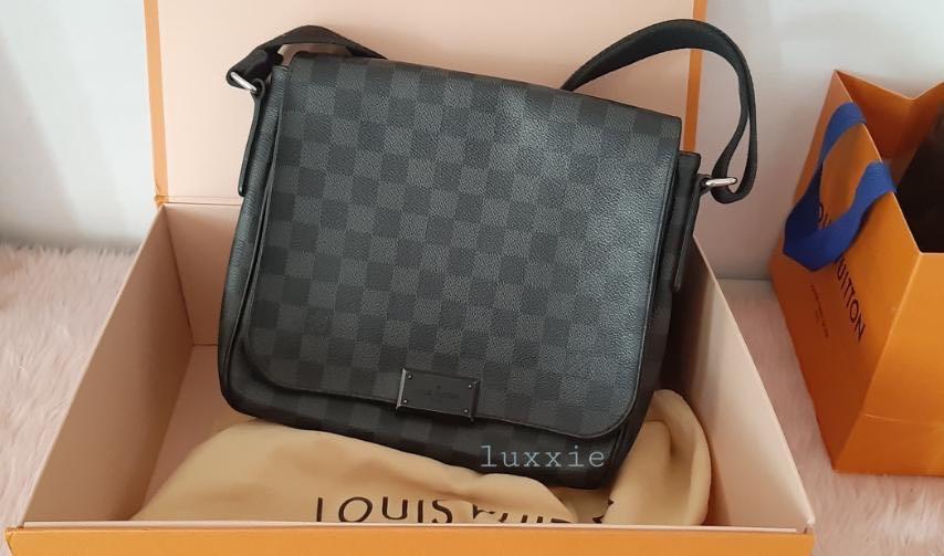 LOUIS VUITTON M44000 DISTRICT PM, Luxury, Bags & Wallets on Carousell