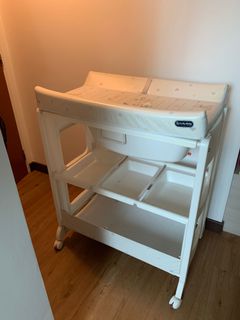 (Category: ) located in . Submitted by enriie (Listing ID 1114553740, Image 1). Description: .