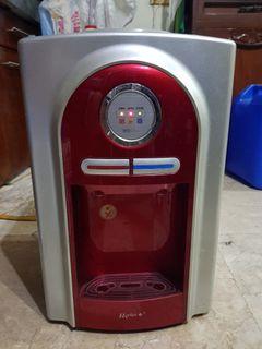 Markes Electric Tabletop Water Dispenser