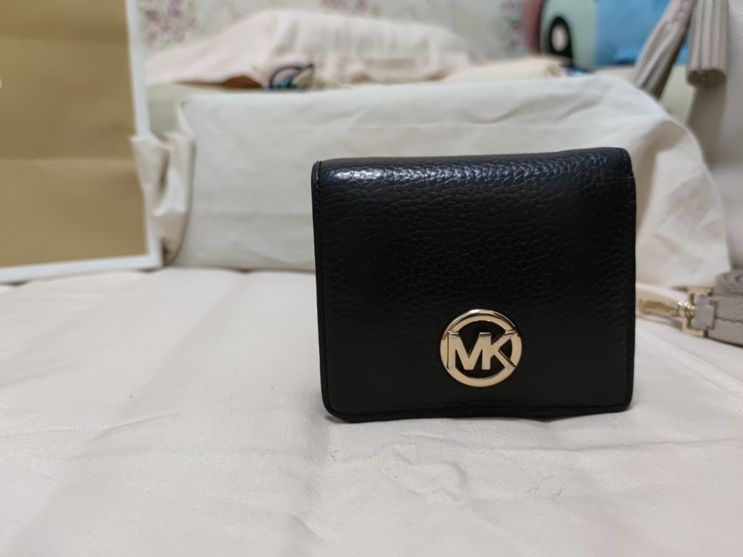 Michael kors fulton hotsell carryall card case