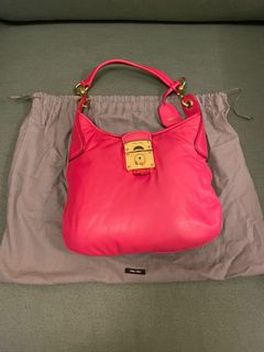 （分類：）位於 。 由 minnietsang 提交（商品編號 1114725731，圖片 1）。簡介： 。