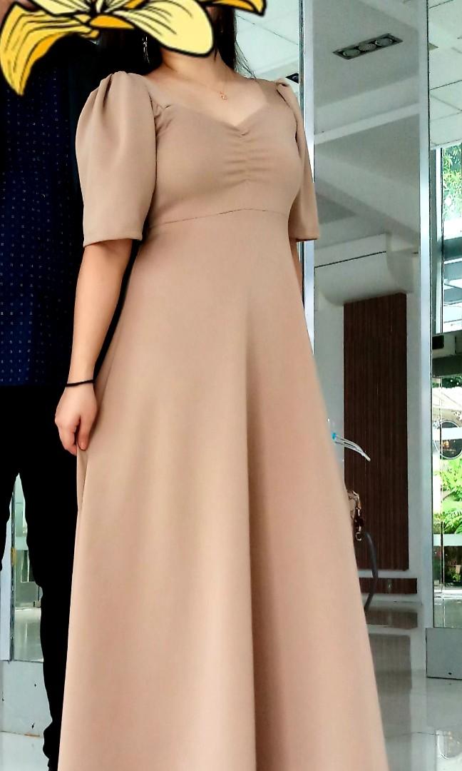 Beige dress top color