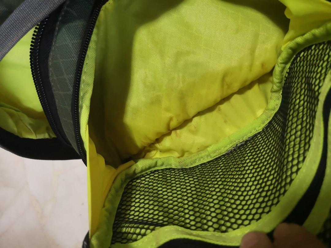 nike backpack laptop compartment