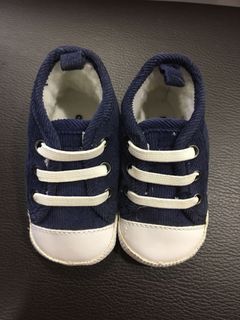baby boy shoes size 6 wide
