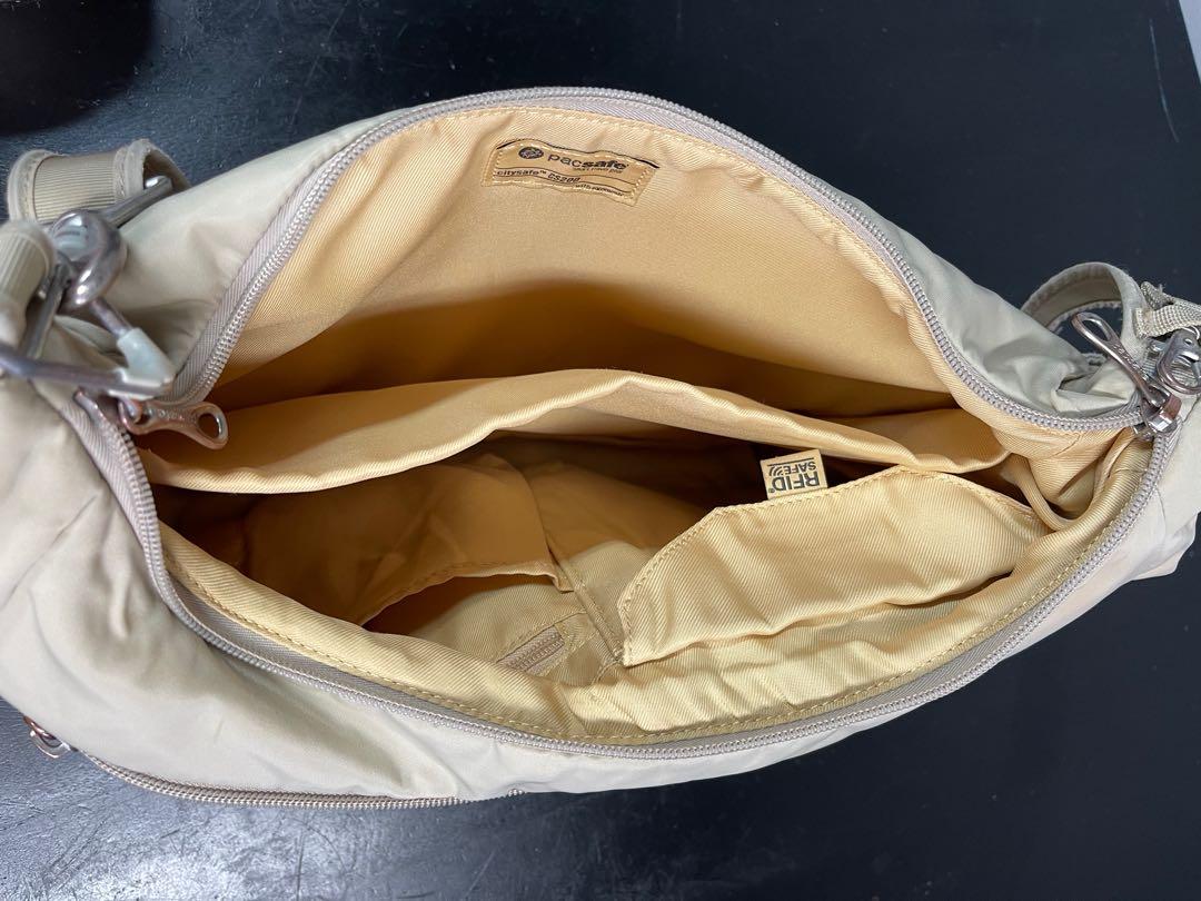 Pacsafe Messenger bag/shoulder bag, Women's Fashion, Bags & Wallets