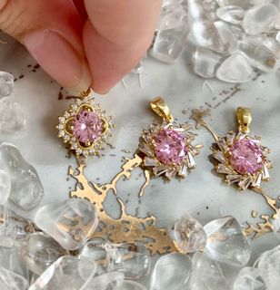 (Category: ) located in . Submitted by harmonywealthcrystals (Listing ID 1114572757, Image 1). Description: .