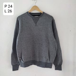 (Category: ) located in . Submitted by preloved_wardrobe89 (Listing ID 1114542370, Image 1). Description: .