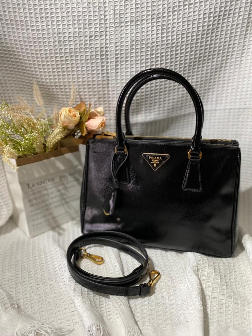 prada bn1801