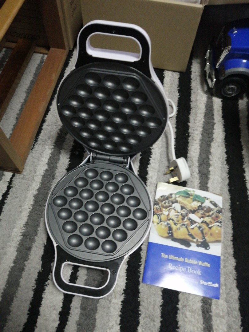 star blue bubble waffle maker