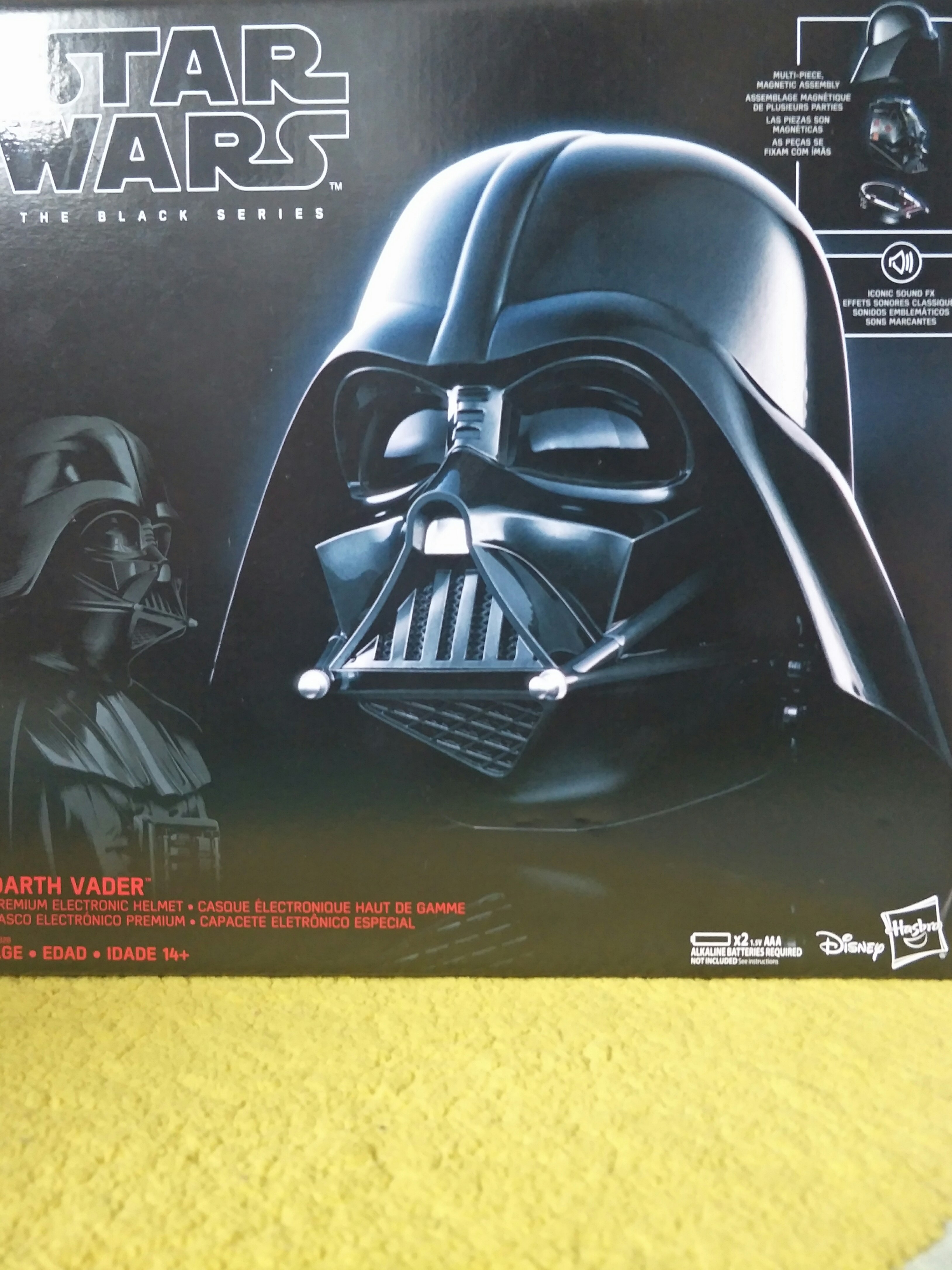 Hasbro Casque électronique Dark Vador de luxe, collection Star Wars The  Black Series