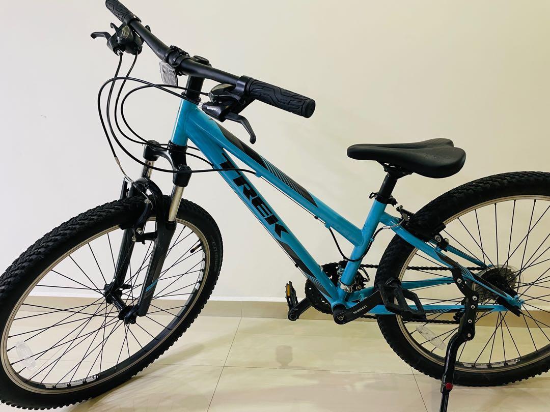 Trek hotsell 820 xs