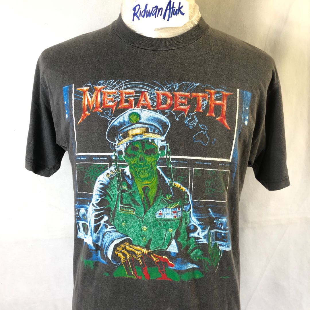Vintage 90s Megadeth Holy Wars Tshirt