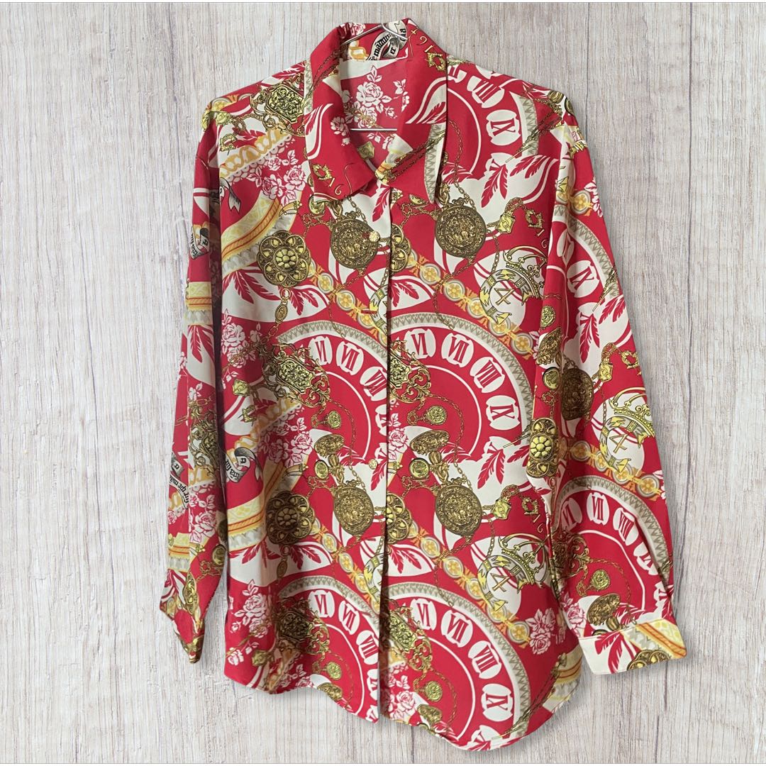 VINTAGE clockwork chain top, Women's Fashion, Tops, Blouses on Carousell