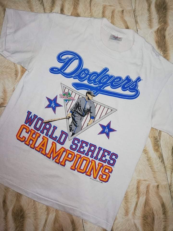 Vintage dodgers, Men's Fashion, Tops & Sets, Tshirts & Polo Shirts on  Carousell