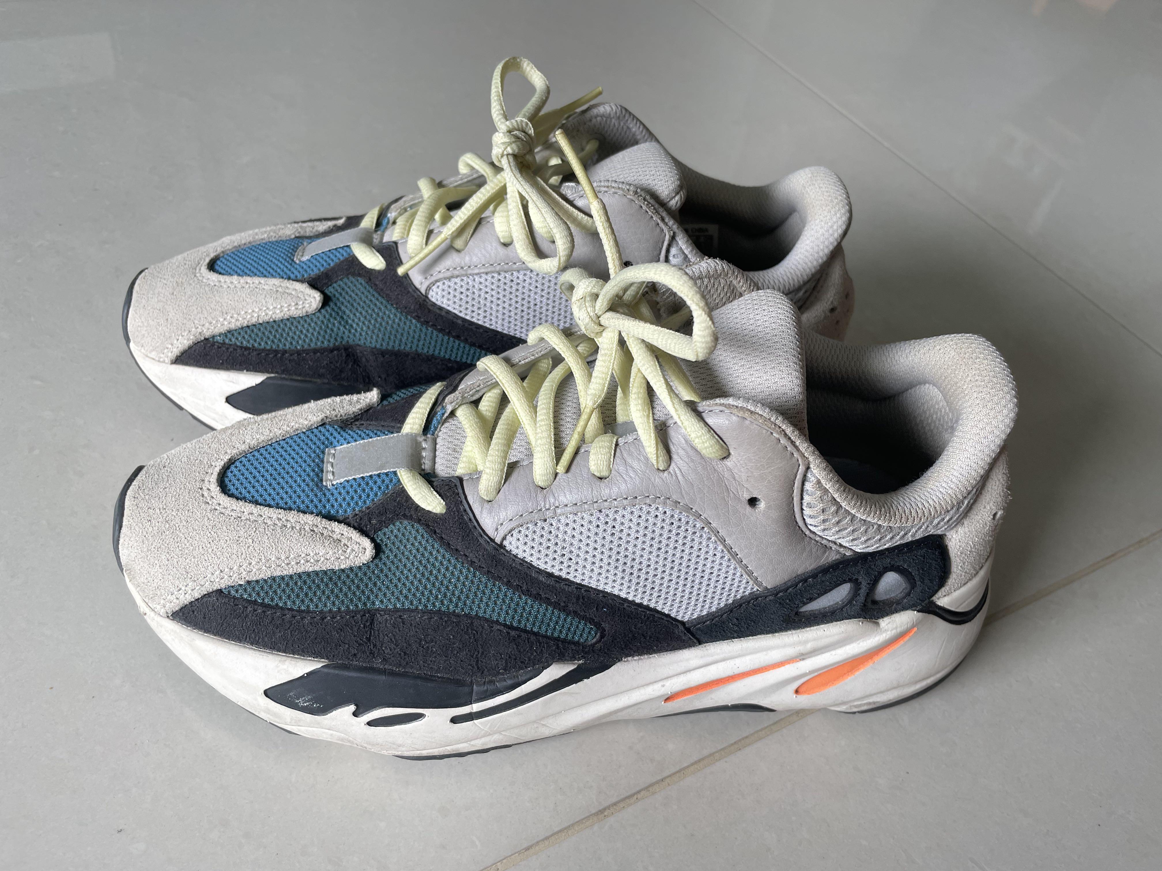 Harga sepatu yeezy boost 700 deals