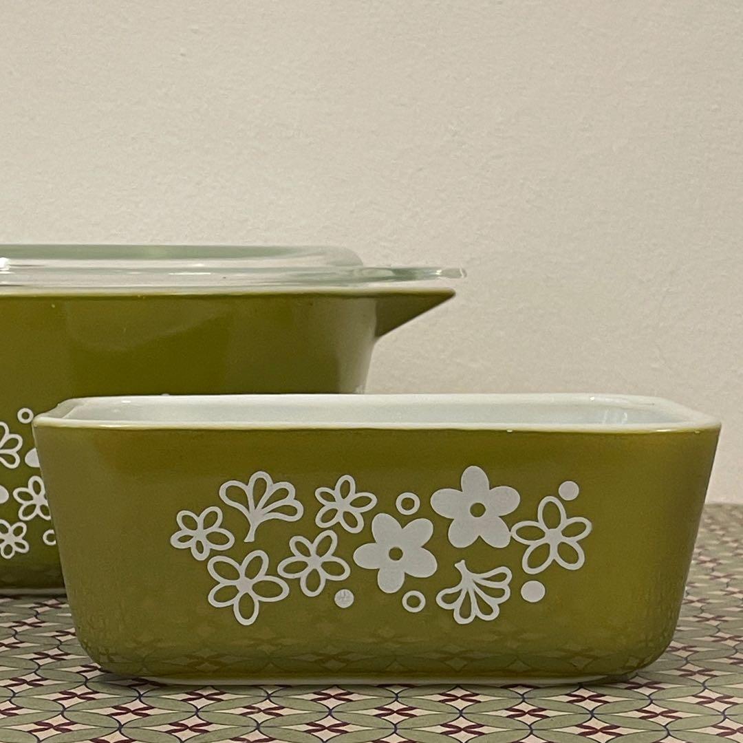 Pyrex spring top blossom refrigerator set