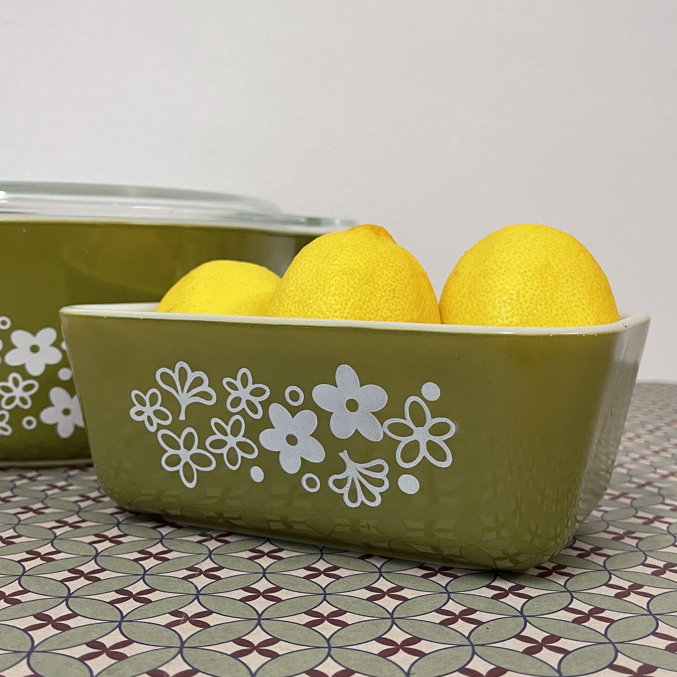 Pyrex spring blossom refrigerator set top