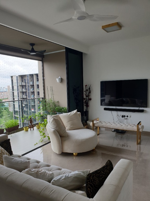 (Category: ) located in . Submitted by harshu18 (Listing ID 1111170501, Image 1). Description: .