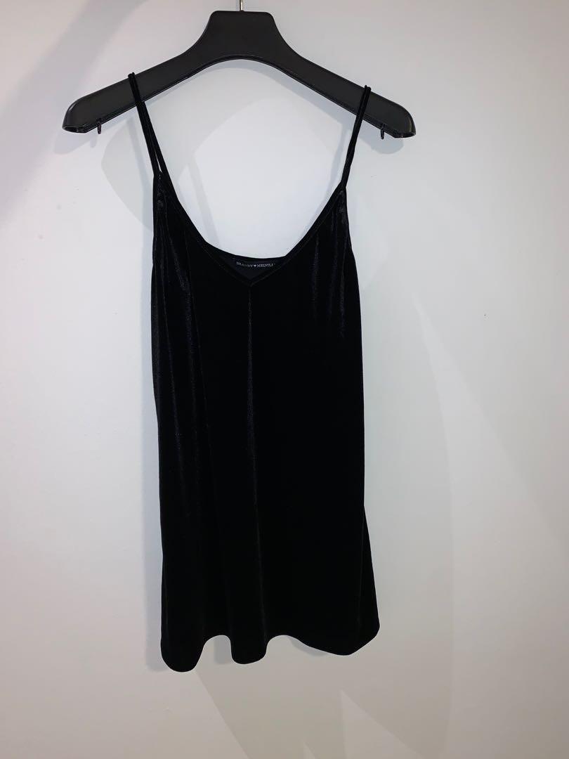 Brandy Melville Black Velvet Dress Women s Fashion Dresses Sets Dresses on Carousell