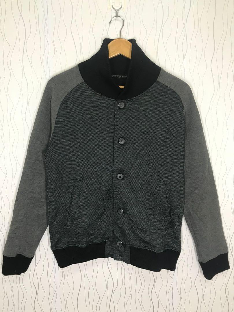 Button Jacket (Category: Coats, Jackets and Outerwear) located in Ampang. Submitted by jack_mcqueen (Listing ID 1111216405, Image 2). Description: Condition A Size M Manual pit 21 labuh 25 Made in China RM 25 http://www.wasap.my/0139960564.