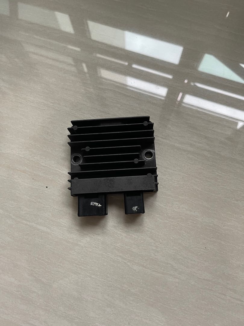Cb400 revo original Voltage Regulator Rectifier, Motorcycles ...