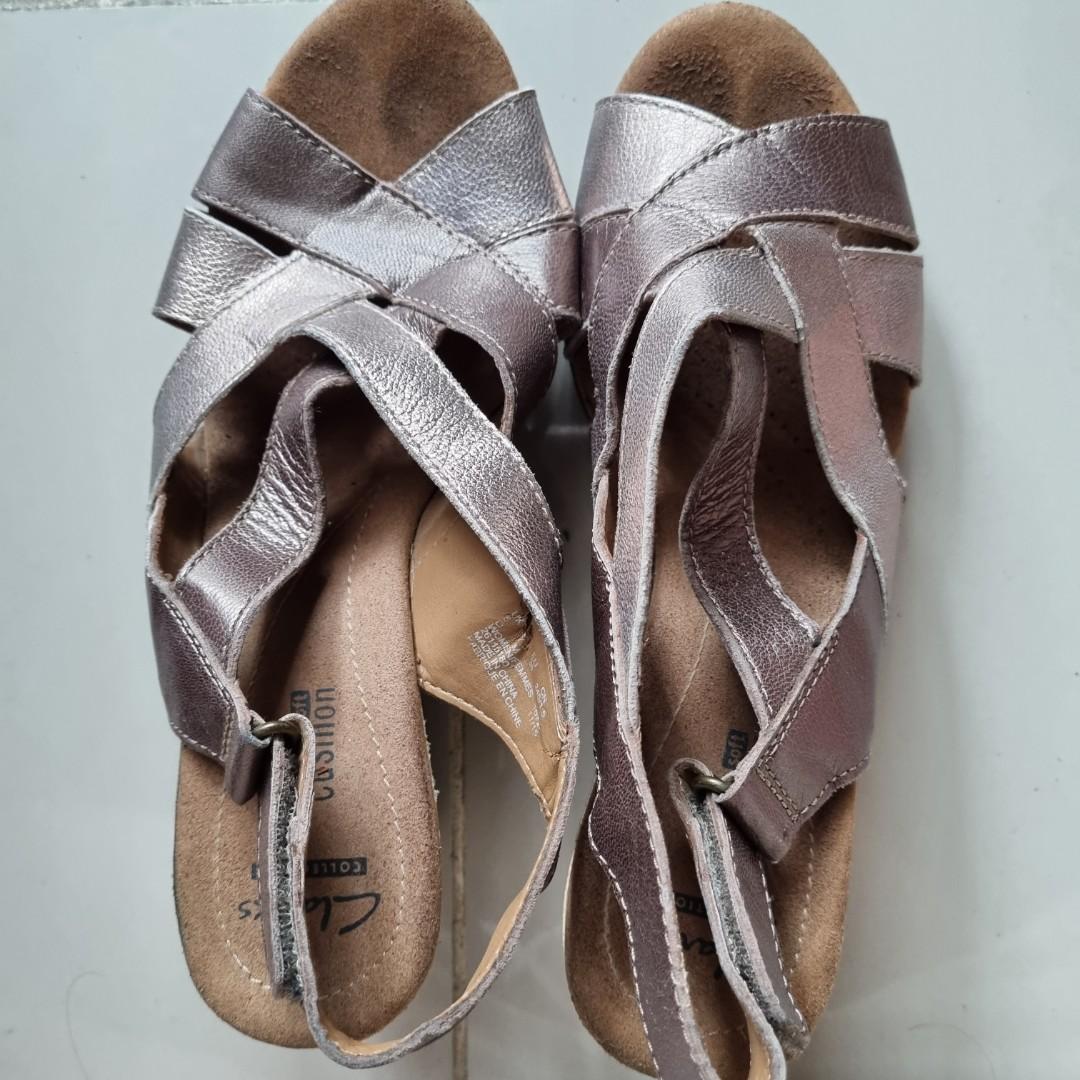 Clarks top cushion sandals