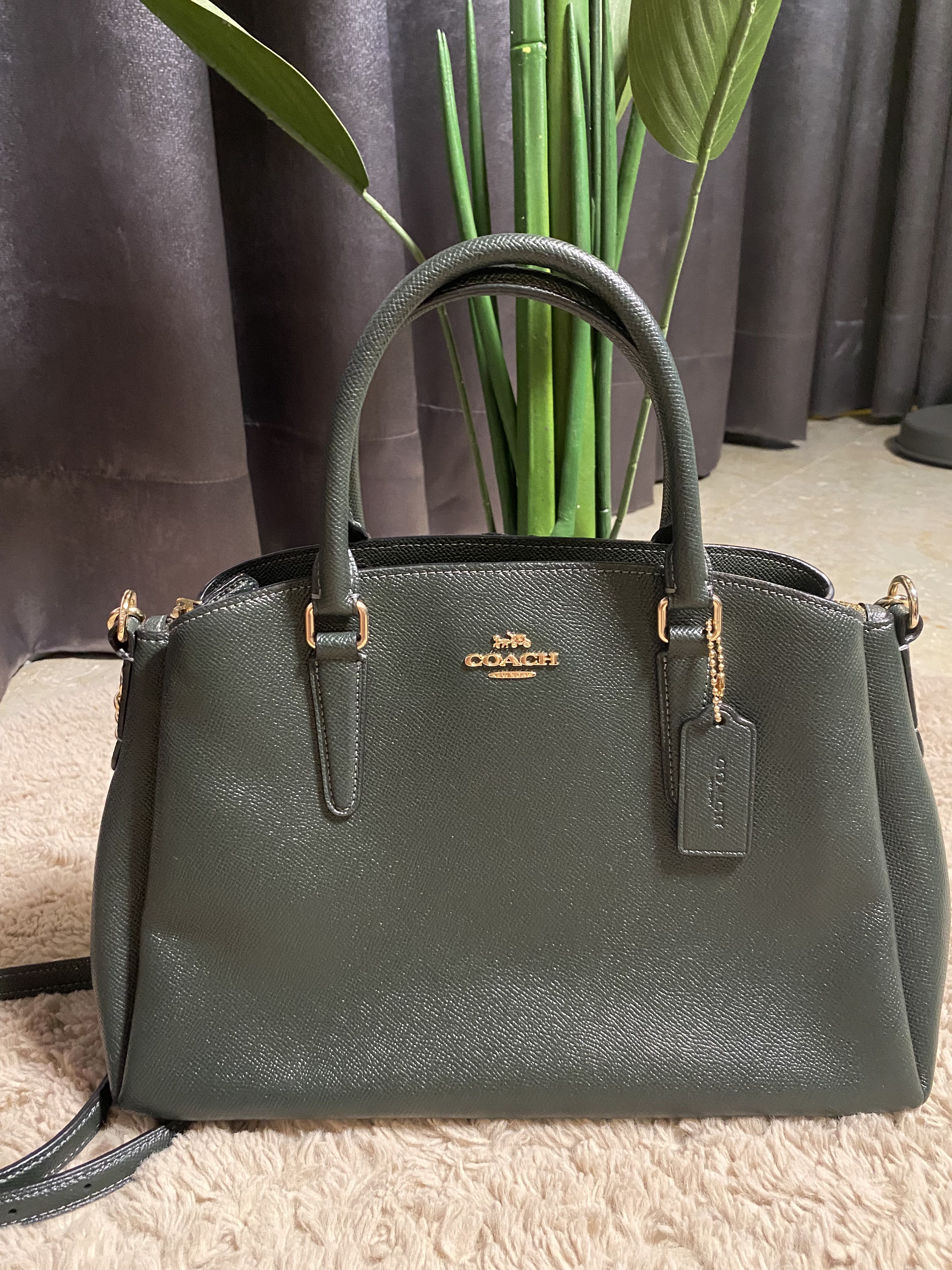 Pillow tabby leather handbag Coach Green in Leather - 39605260
