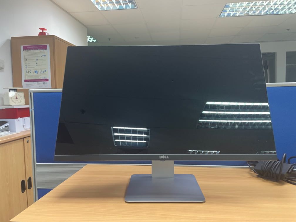 Dell Monitor 27 inch model S2715Ht with integrated built in speaker