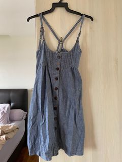 (Category: ) located in . Submitted by wallflowerq (Listing ID 1111127376, Image 1). Description: .