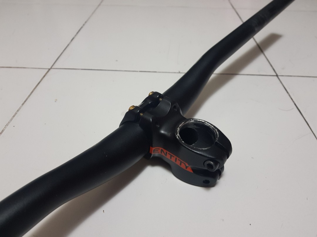 Entity stem w/ handlebars, Sports Equipment, Bicycles & Parts, Parts