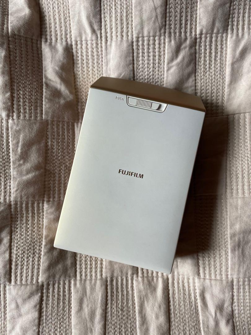 Fujifilm Instax Share SP-2 (Category: Other Photography Accessories) located in Cainta. Submitted by b.nini (Listing ID 1111053136, Image 3). Description: Will pack without the original box. RFS: I bought a new photo printer. Same day delivery only (Grab, Lalamove, Mr. Speedy) Pick-up location: Cainta Rizal.