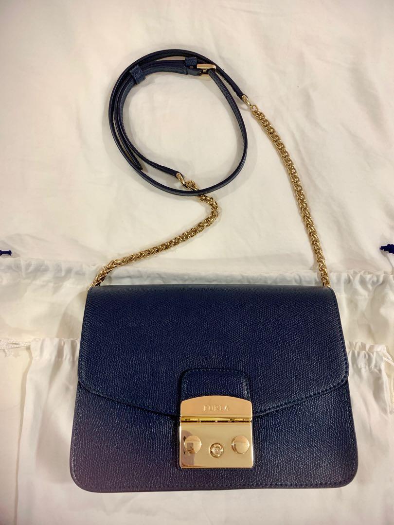 Furla metropolis outlet medium crossbody