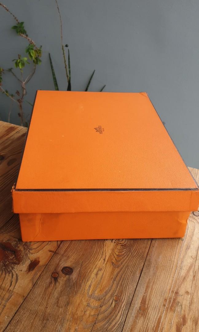 Hermès – The Orange Box PH