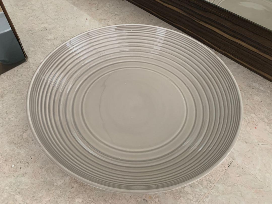 GORDON RAMSAY BY ROYAL DOULTON MAZE 5 PIECE PASTA SET Taupe