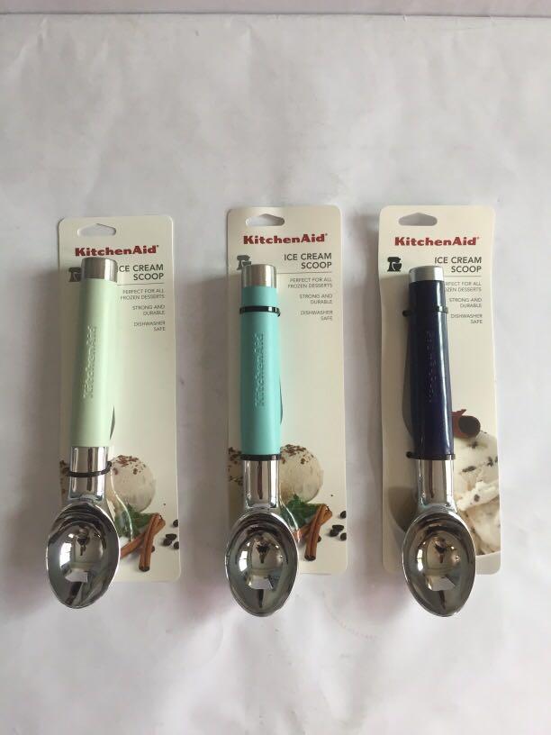 Ice Cream Scoop ( KitchenAid ) original from US (Category: Other Kitchenware & Tableware) located in Pasay City. Submitted by redgiftshop (Listing ID 1111055224, Image 1). Description: 960 each three colors : blue violet, aqua green perfect for all desserts strong and durable ditectly bought in US product code: EJ21August .