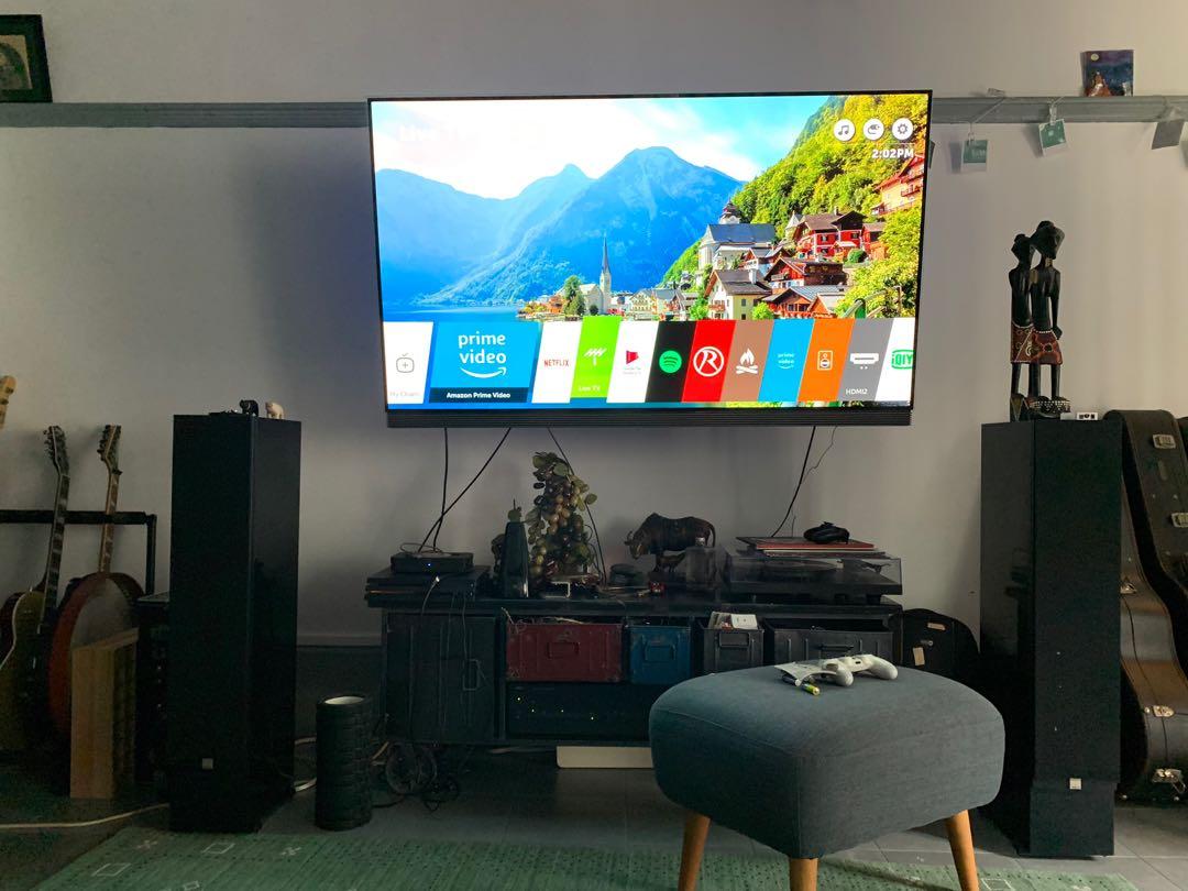 LG 65 inch 4k oled with wall mount, TV & Home Appliances, TV