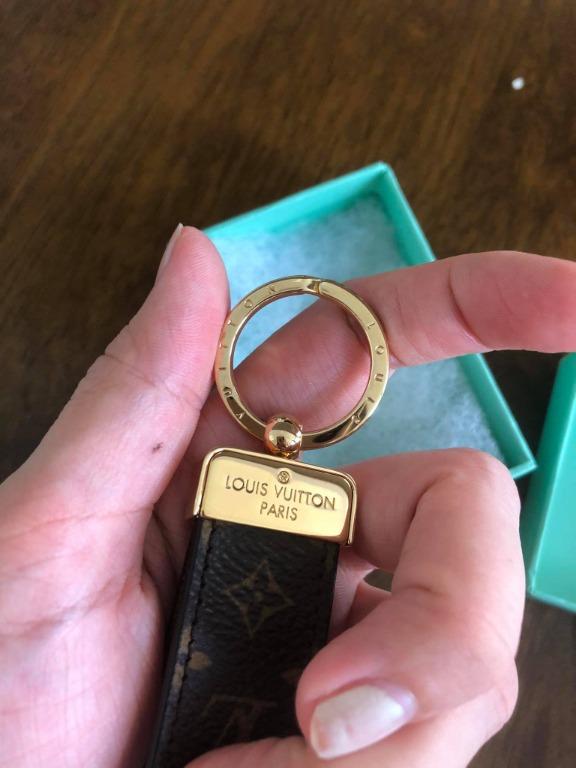 Louis Vuitton Monogram Dragonne Key Holder - Gold Keychains, Accessories -  LOU773590