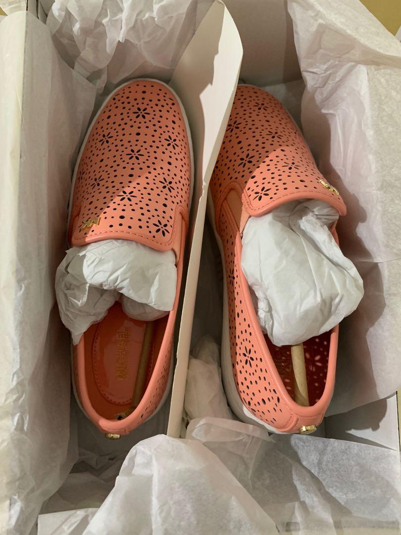 Michael kors kane slip on best sale sneakers