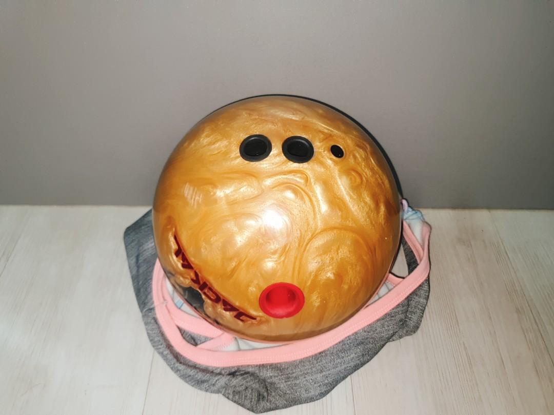 Motiv golden jackal bowling ball 14lbs, Sports Equipment, Other Sports