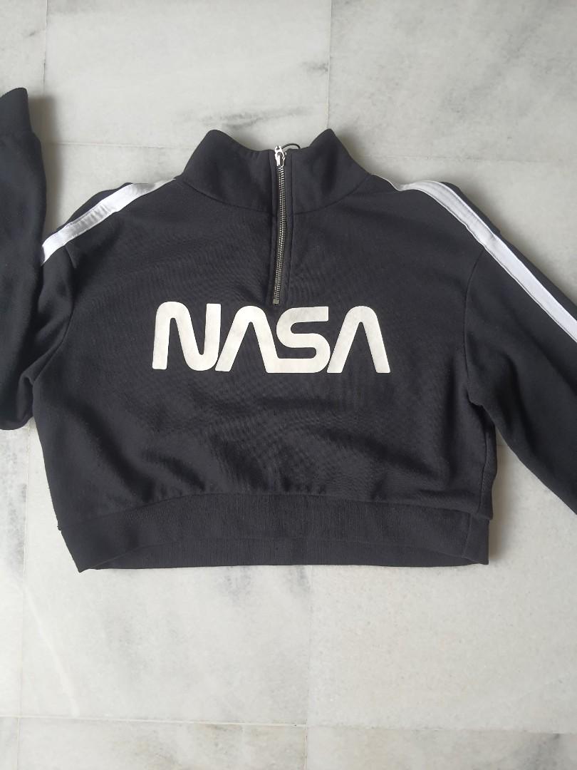 H&m nasa crop top online