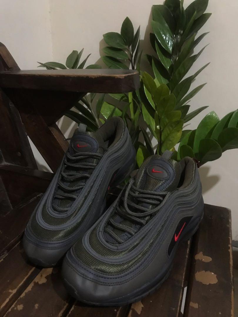 Nike Air Max 97, Fesyen Pria, Sepatu , Sneakers di Carousell