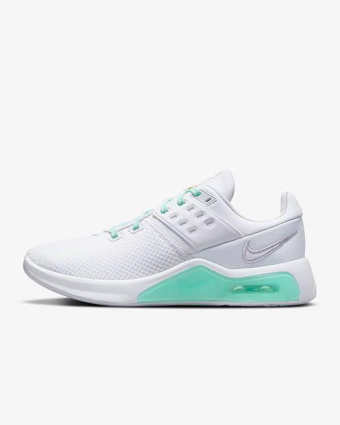 Nike Air Max Bella Tr 4, Fesyen Wanita, Sepatu di Carousell