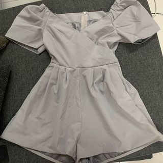 (Category: ) located in . Submitted by myclothes22 (Listing ID 1111216253, Image 1). Description: .