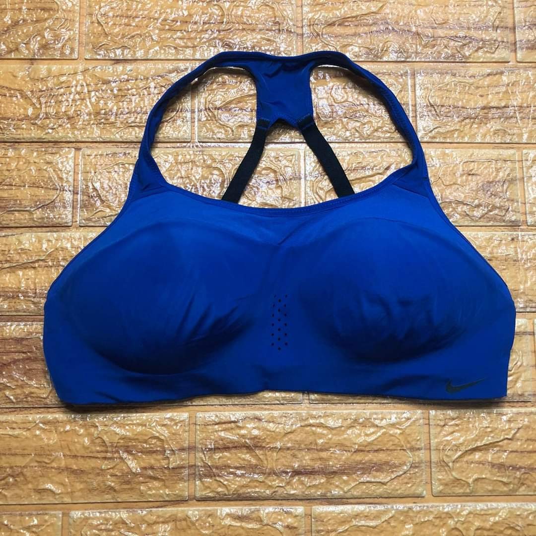 Nike Sports Bra XL, Women's Fashion, Activewear on Carousell