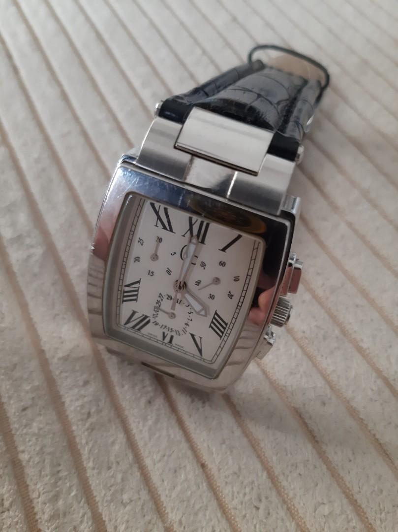 GUESS Swiss Made Watch