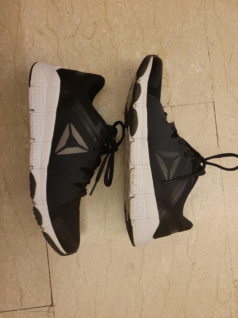 Reebok flat sole shoes sale