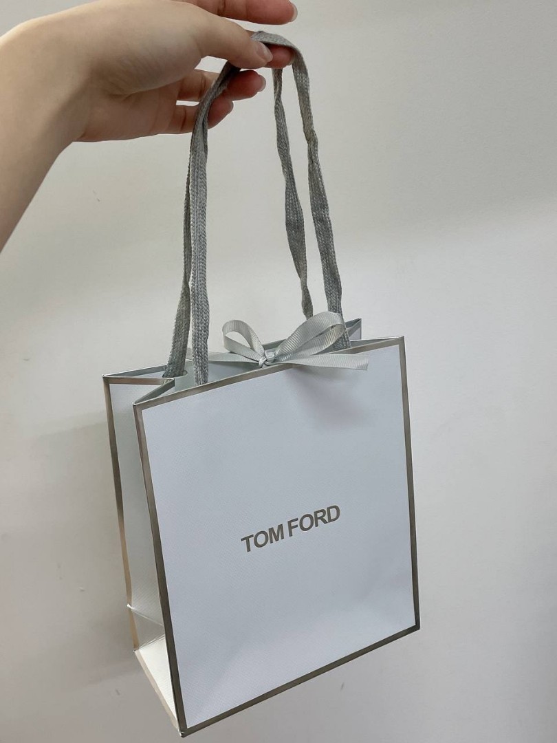 Tom ford paper store bag